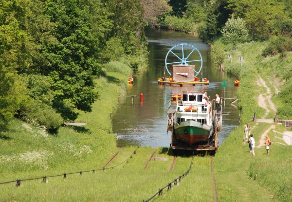 Rollberge, schiefe Ebenen am Oberlandkanal (Kanal Ostrodzko-Elblaski), Foto: B.Jäger-Dabek