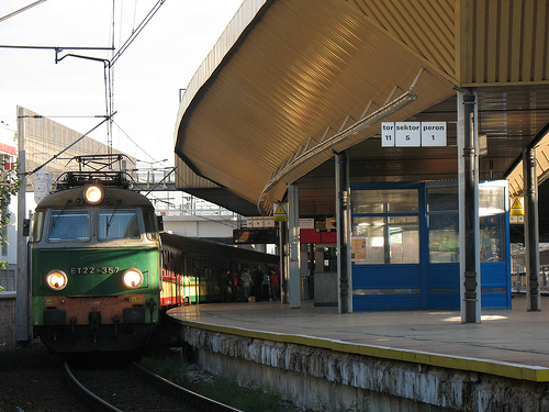 Zugverbindungen zwischen Deutschland und Polen immer schlechter, Foto: Flickr Krakow Glowny by photobeppus CC BY-SA 2.0