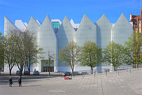 Die neue Stettiner Philharmonie, Foto: © DrKssn / Wikimedia Commons / CC-BY-SA-3.0Die neue Stettiner Philharmonie, Foto: © DrKssn / Wikimedia Commons / CC-BY-SA-3.0