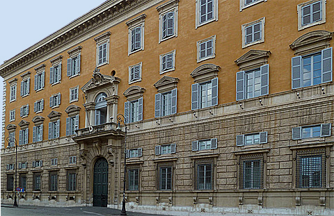 Die Glaubenskongregation im Palazzo del Sant'Uffizio, Arbeitsplatz des geschassten schwulen Priesters