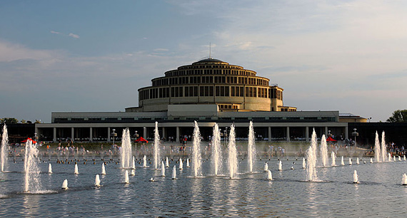 Die Breslauer Jahrhunderthalle, Foto: Rdrozd, GFDL, CC-BY-SA-4.0,3.0,2.5,2.0,1.0