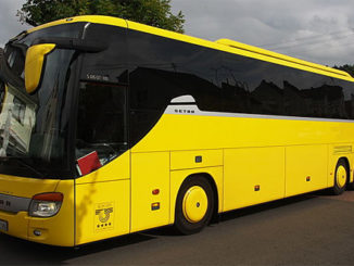 Busreisen boomen, Reisebus unterwegs, Foto: Alf van Beem, CC0